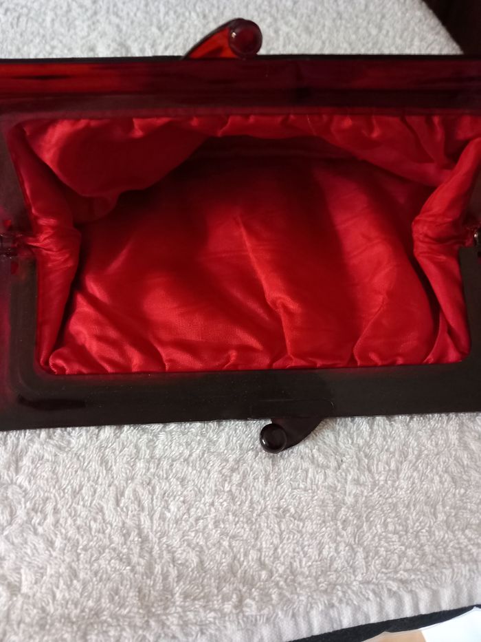 Pochette rouge cuir - photo numéro 4