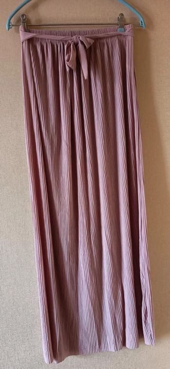 Jupe longue . Marque fashion. (941)