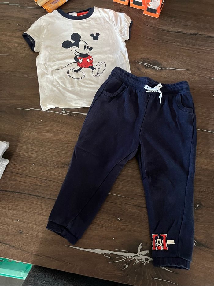 Ensemble Mickey