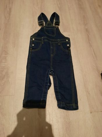 Salopette neuve kiabi 9 mois