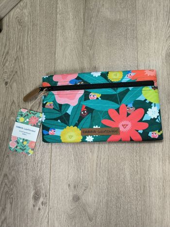 Pochette avant Cabaïa édition limitée la ville et les nuages