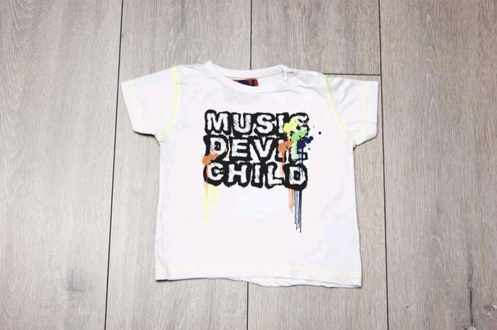 Maillot manche courte blanc. 18 mois garçon.  Marque Devil Child