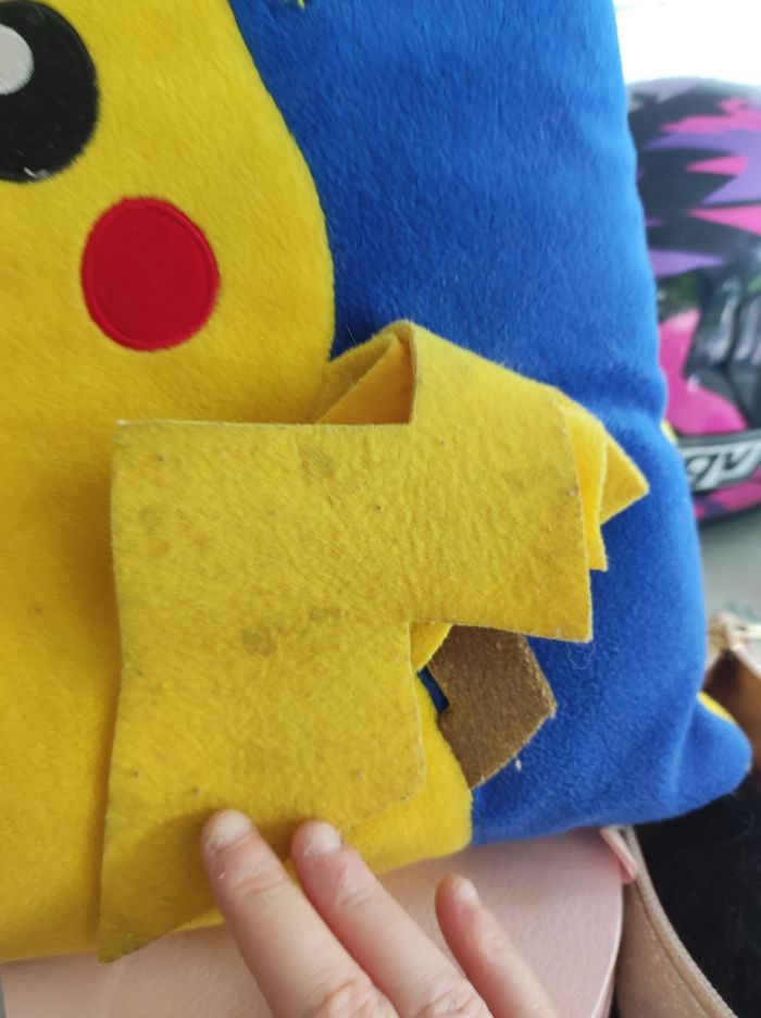 Coussin Pikachu Pokemon Nintendo 2000 - photo numéro 4