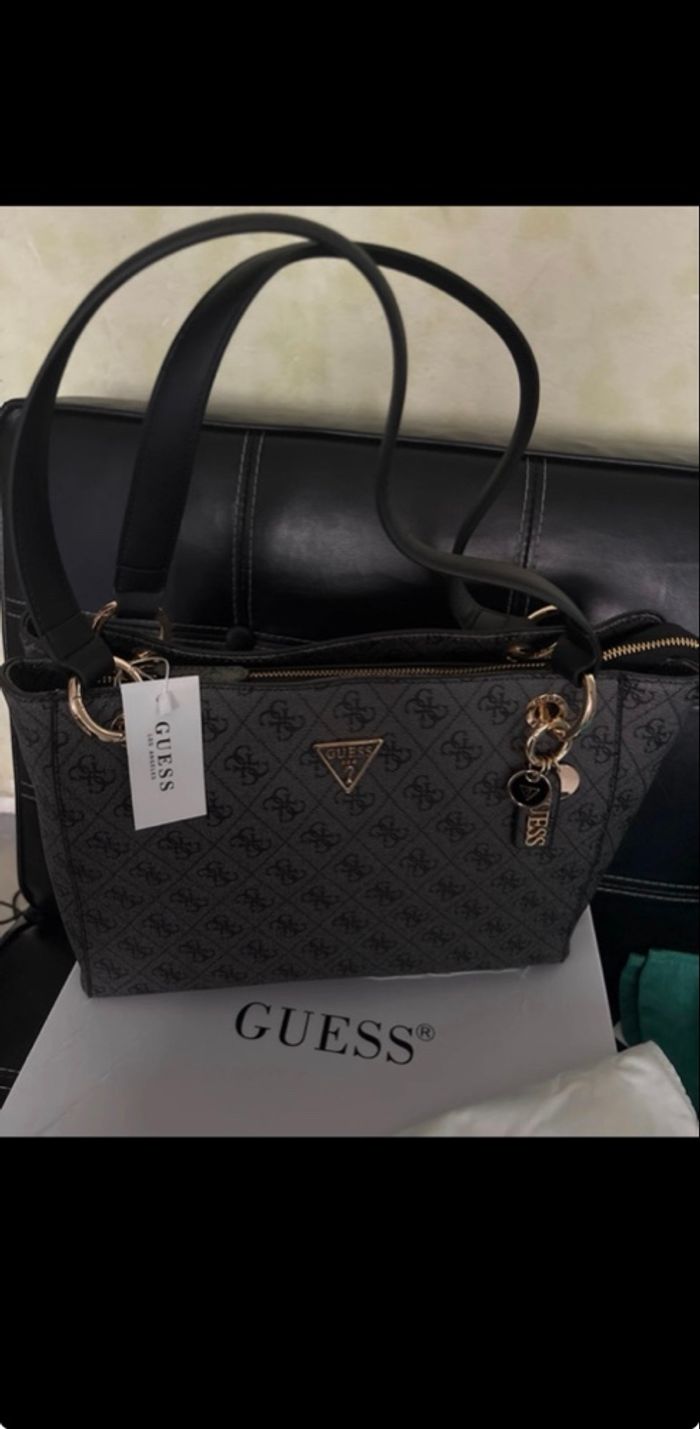Sac GUESS - photo numéro 4