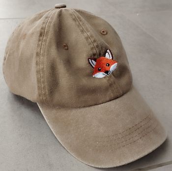 Casquette réglable pour garçon (tour de tête :56cm à 59cm) neuve, jamais portée