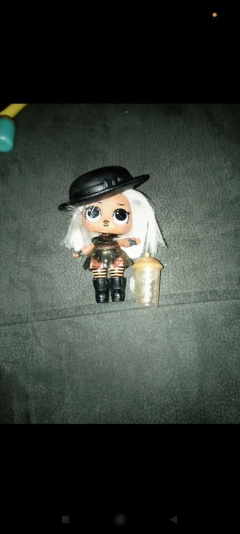 Poupée lol