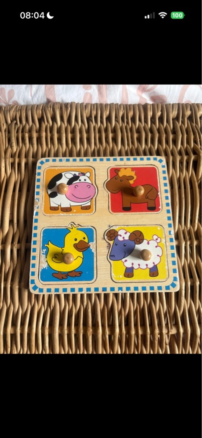 Puzzle animaux en bois état satisfaisant Quelque trace usure - photo numéro 1