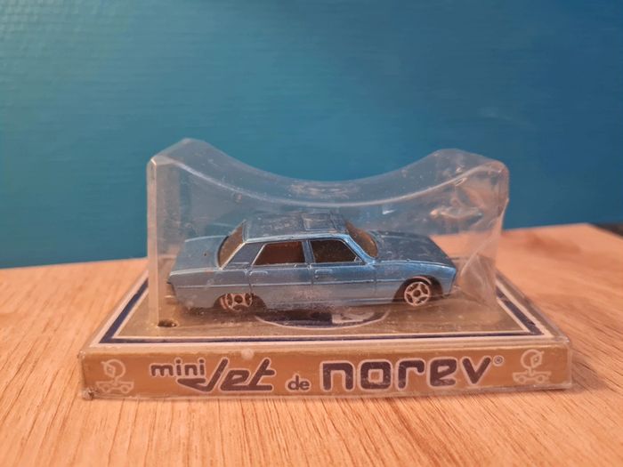 Mini Jet Norev 414 Peugeot 604