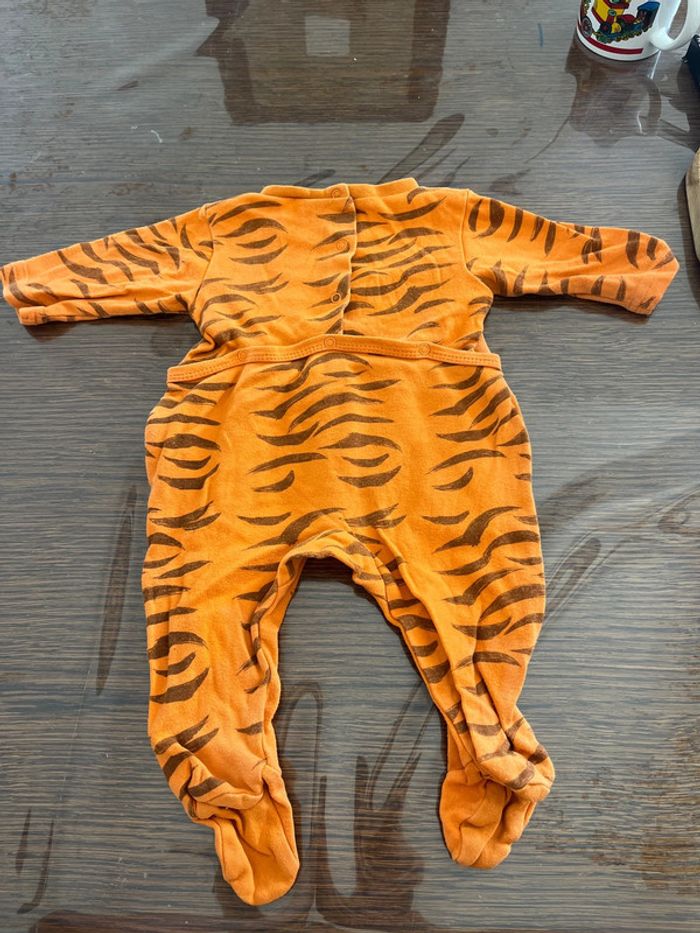 Pyjamas fin 3 mois - photo numéro 4