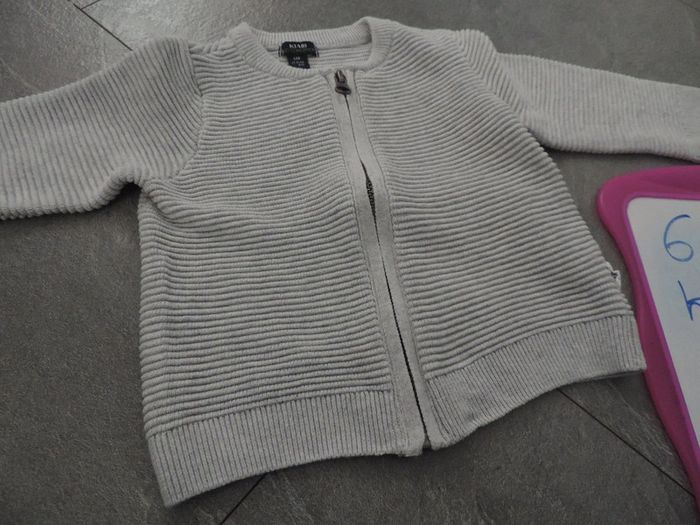 gilet kiabi taille 6 mois - photo numéro 2