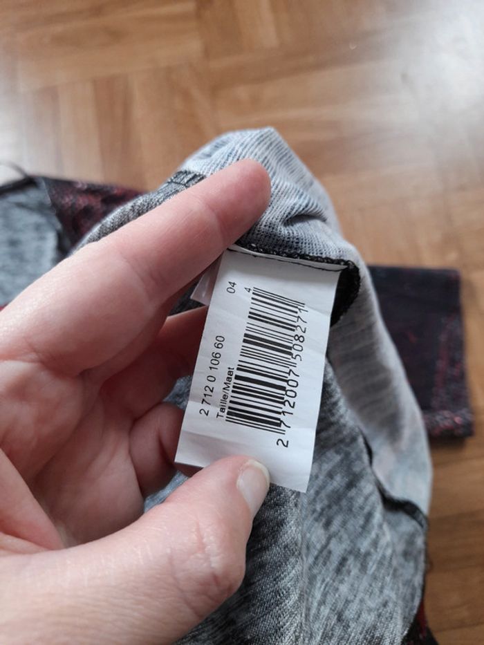 Top légèrement brillant taille 4 - photo numéro 6