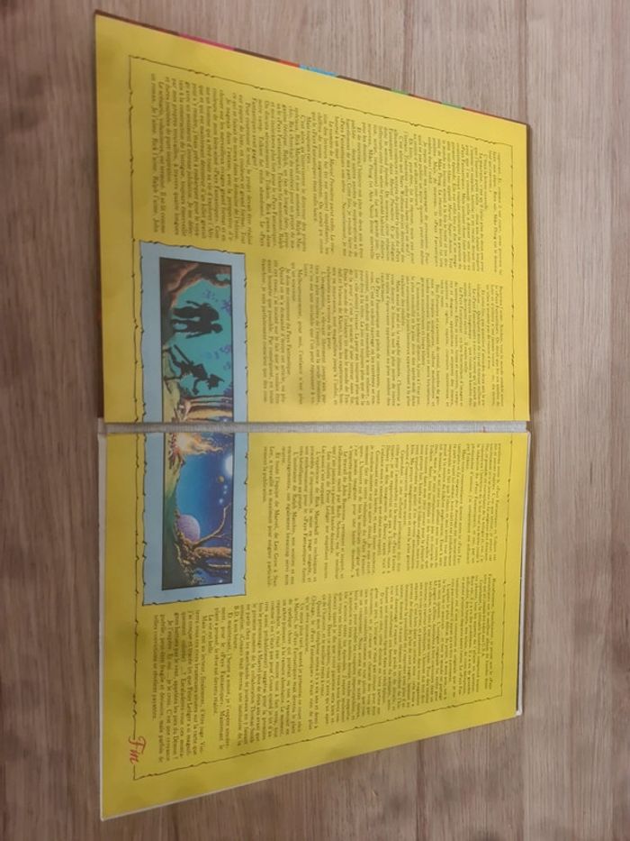 Le royaume des ombres weird world - photo numéro 3