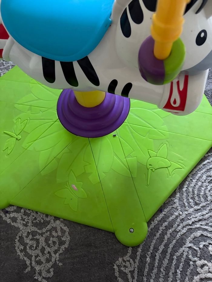 Zèbre tourni-rebond Fisher price - photo numéro 3