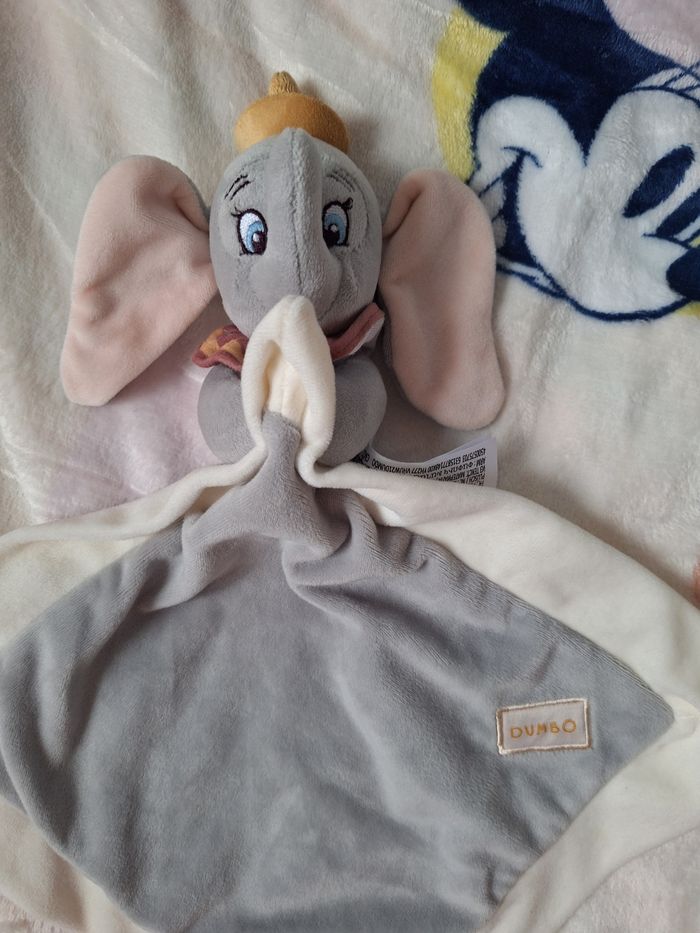 Dumbo Disney - photo numéro 2