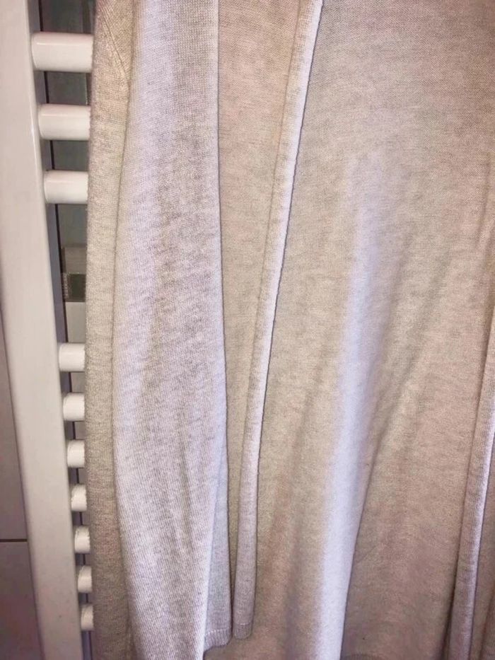 Gilet col châle ouvert taille 11/12 ans en tbe à 6 euros - photo numéro 3