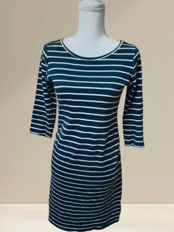 Robe à rayures.