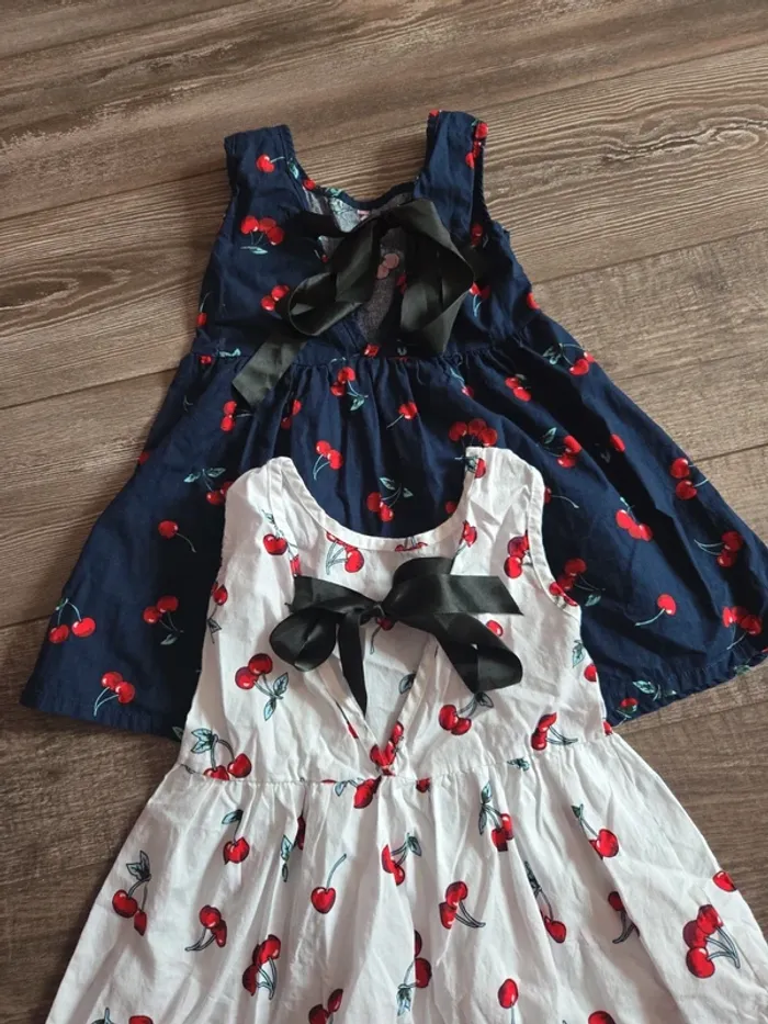 Lot 2 robes cerises - photo numéro 4