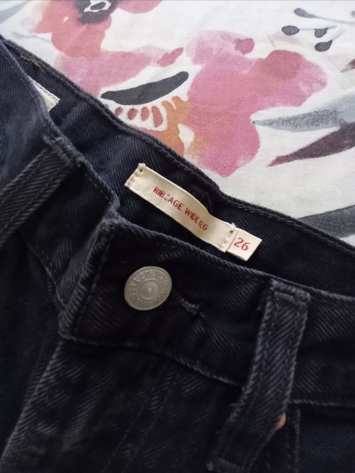 Jean Levis Ribcage Wide Leg W26/32 Color Rosie Posie-Noir - photo numéro 2