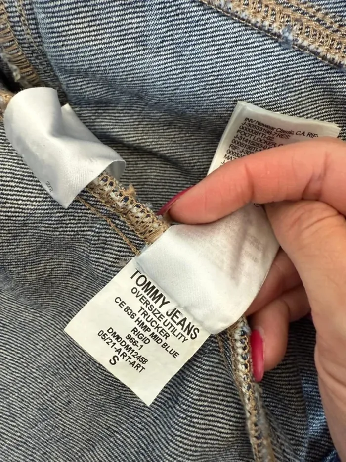 Veste en jeans Tommy Jeans Oversize Utilitary Trucker neuve taille S - photo numéro 11