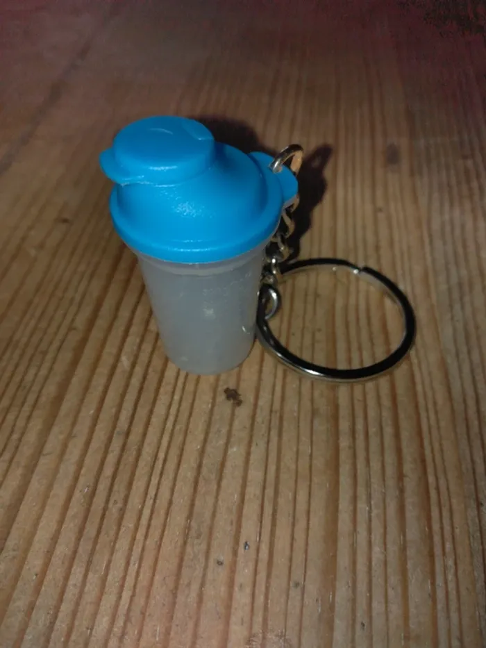 Porte clé tupperware - photo numéro 3