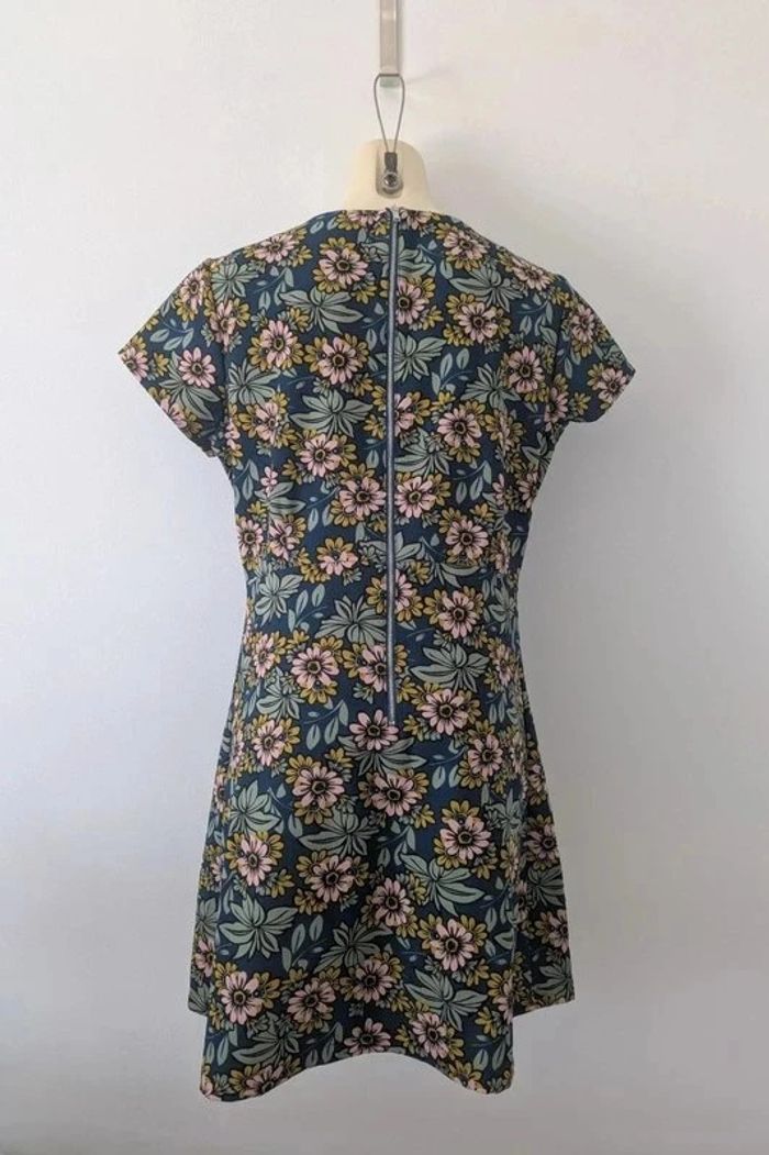Robe fleurie - QED London - taille 14 (40/42) - photo numéro 2