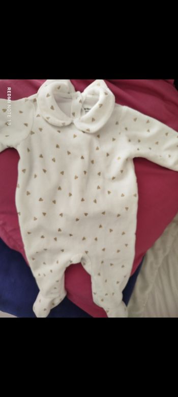 #kytie3moisfille. Grenouillère taille 3 mois