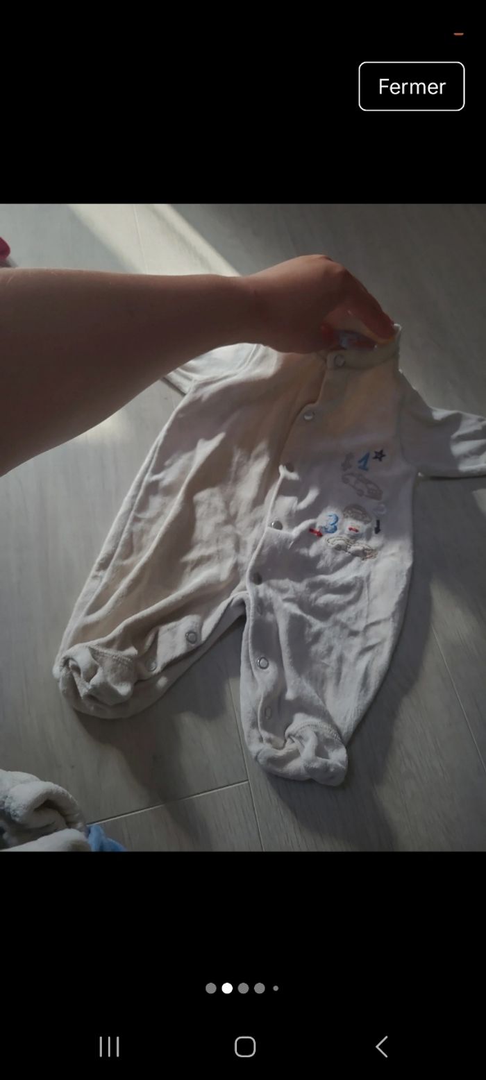 Pyjamas 3 mois - photo numéro 2