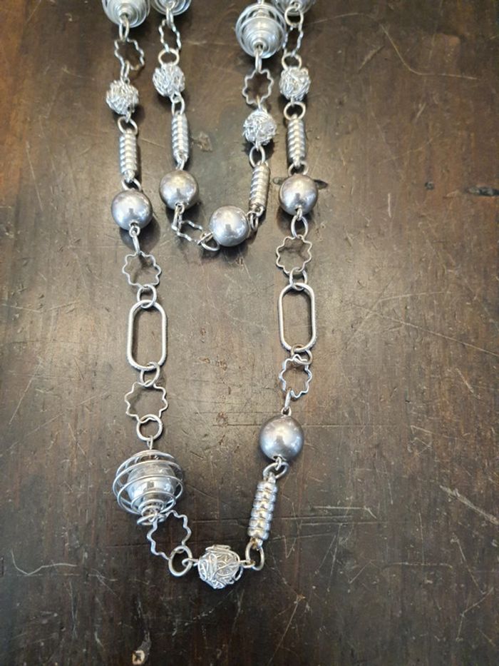 Collier moderniste années 1970. Signé LBVYR - photo numéro 13