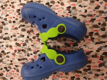Sandales légères bleues taille 26