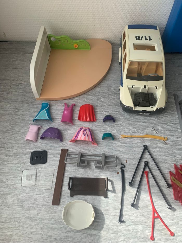 Lot de pièces détachées Playmobil - photo numéro 2