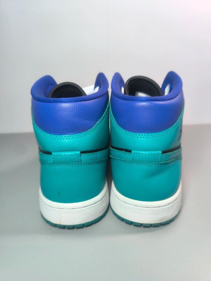 Baskets Jordan one mid black grappe violette noir pointure 42 très bon état avec boîte - photo numéro 7