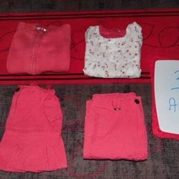 Lot de vêtements fille 3 ans Fuschia et blanc