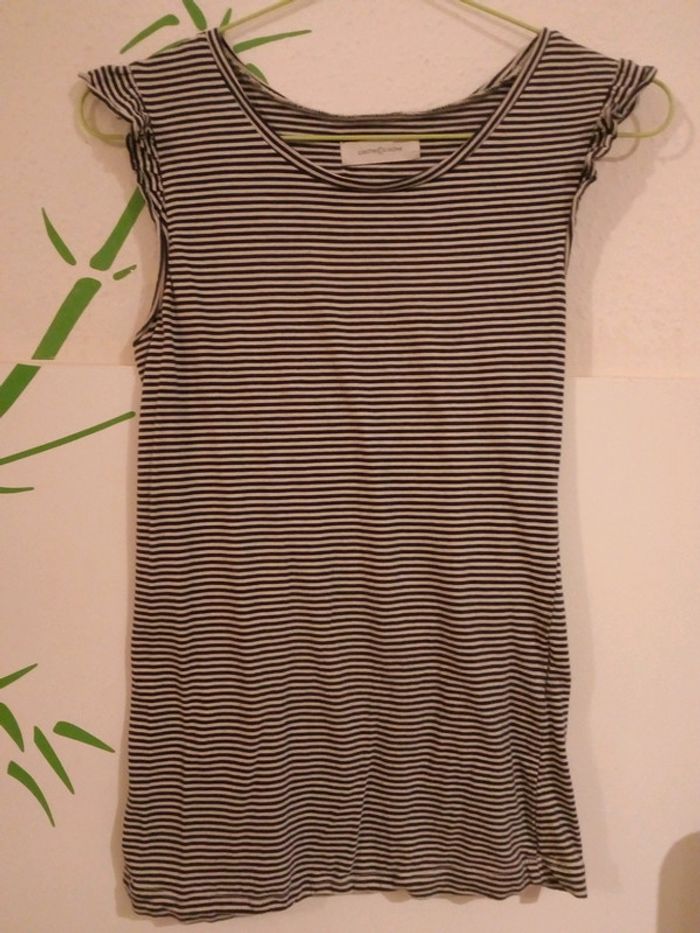 T-shirt marinière sans manches. Taille S.