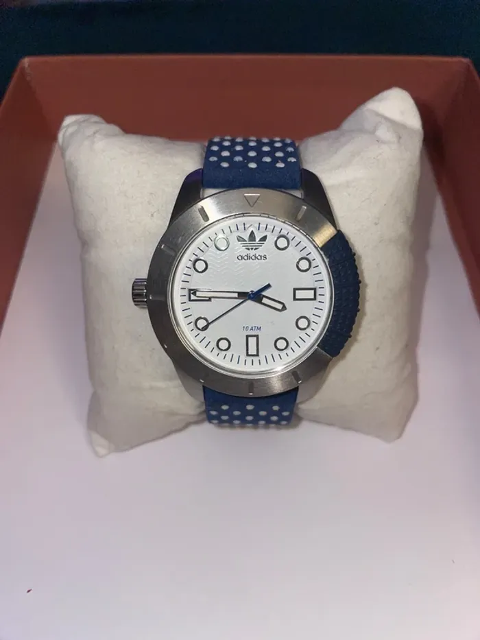 Montre Adidas bleue