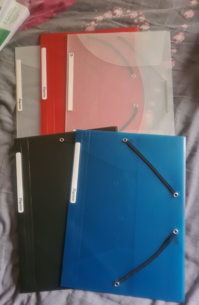Lot de 5 pochettes plastiques NEUVES