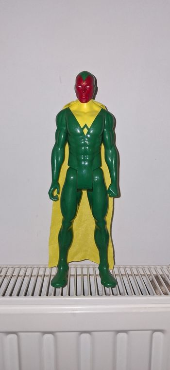 Figurine Vision des Avengers 30 cm