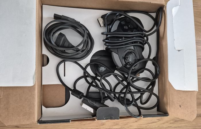 Console Sega Saturn v2 PAL en boite - photo numéro 9