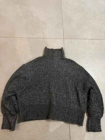 Pull gris H&M, taille S, très bon état