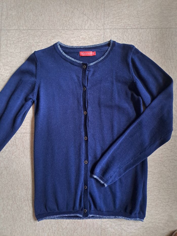 Gros lot vêtements fille / T. 10 ans / 62 pièces + 10 shorty offert / Différentes marques / Très bon état - photo numéro 5