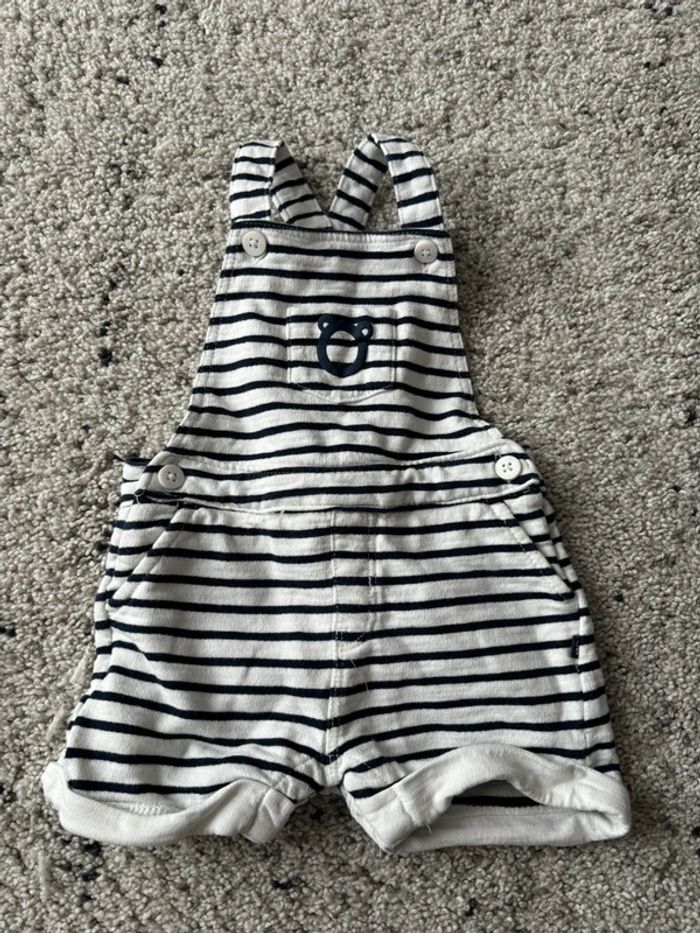 Salopette short garçon 6 mois - photo numéro 2