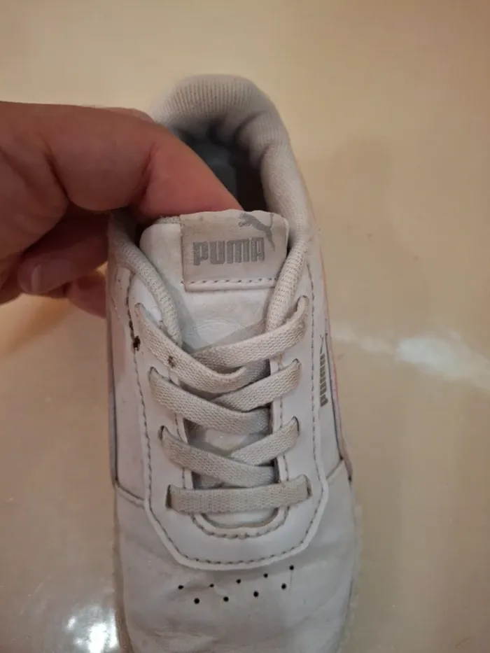 Baskets puma blanc et holo t26 - photo numéro 3