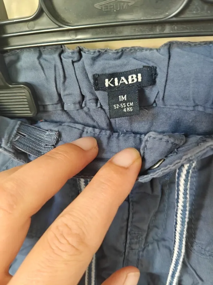 Pantalon 1 mois - photo numéro 2
