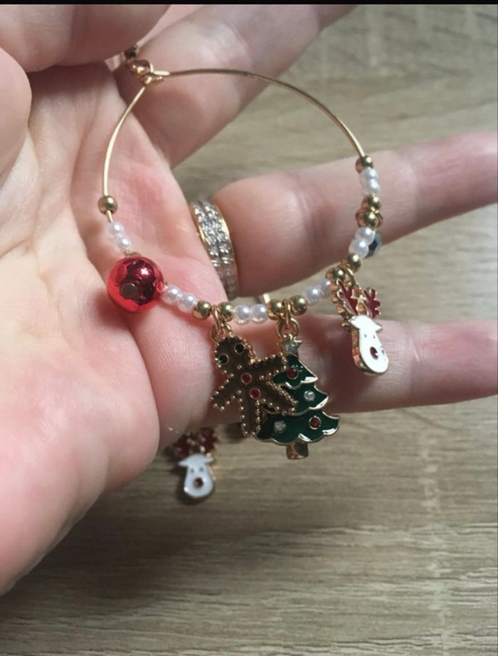 Boucles d’oreilles / Créoles pendantes NEUVES femme thème de Noël 🎄🎅🏼 - photo numéro 6