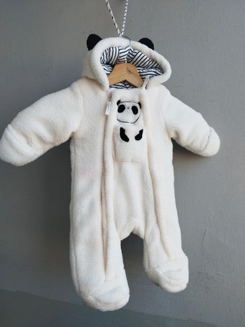 Combinaison polaire neuve taille 3 mois