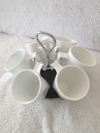 Support tasses à café et ses 6 tasses.