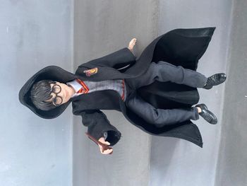 Harry Potter Poupée articulée Mattel de 26 cm en uniforme Gryffondor avec baguette magique