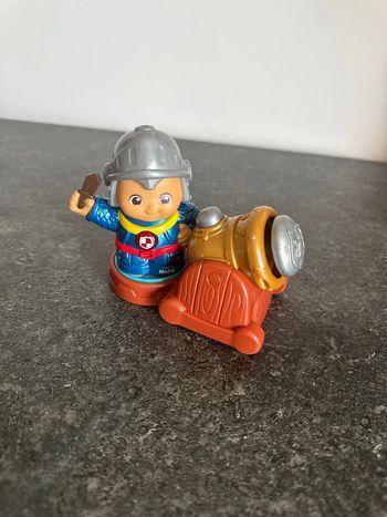 Tut tut copains mahé le chevalier guerrier et son canon vtech