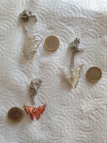 Magnifiques colliers papillons 3D neufs fait main 15e pce