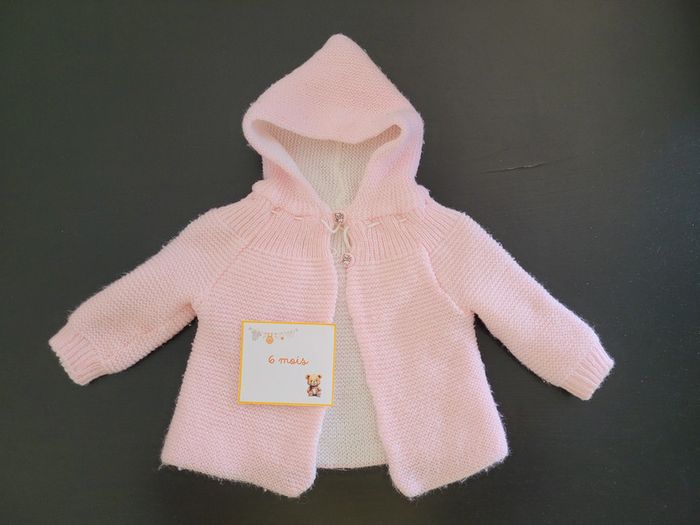 Gilet à capuche 6 mois - photo numéro 2