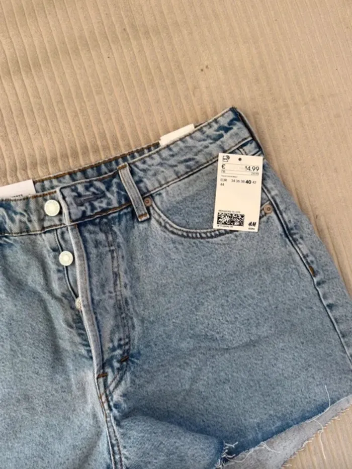 Short H&M neuf - photo numéro 3